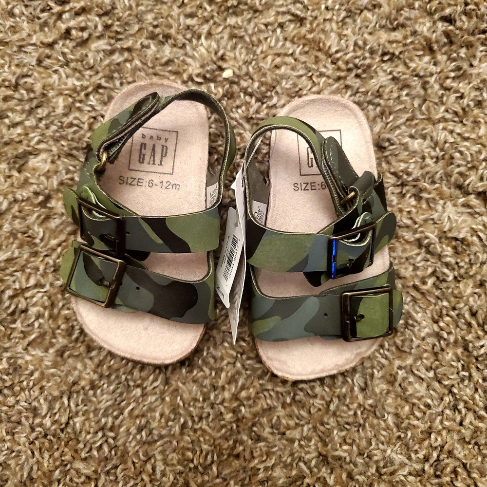 Gap Baby Buckle Camo Sandals